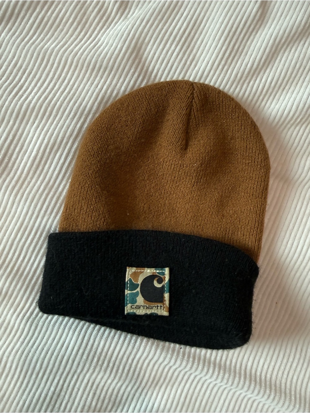 Carhartt Brown Top with Black Cuff Knit Beanie